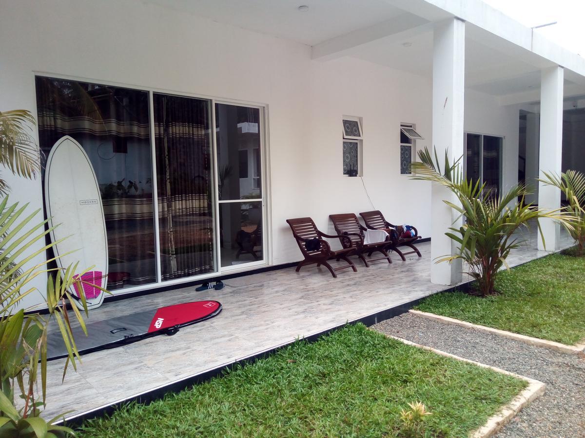 Lotus Dreams Guesthouse Велигама Экстерьер фото