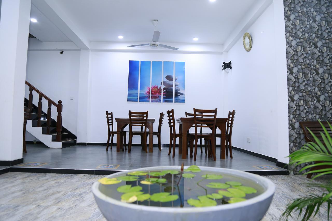 Lotus Dreams Guesthouse Велигама Экстерьер фото