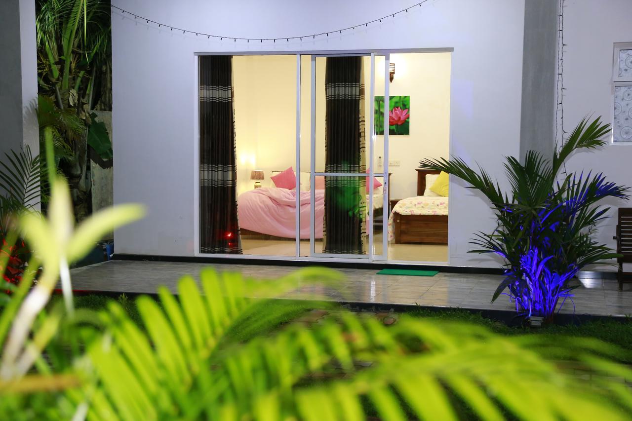 Lotus Dreams Guesthouse Велигама Экстерьер фото