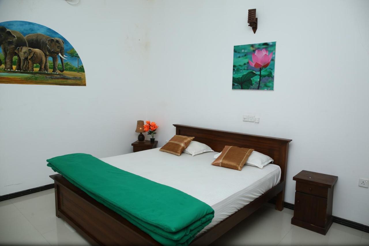 Lotus Dreams Guesthouse Велигама Экстерьер фото